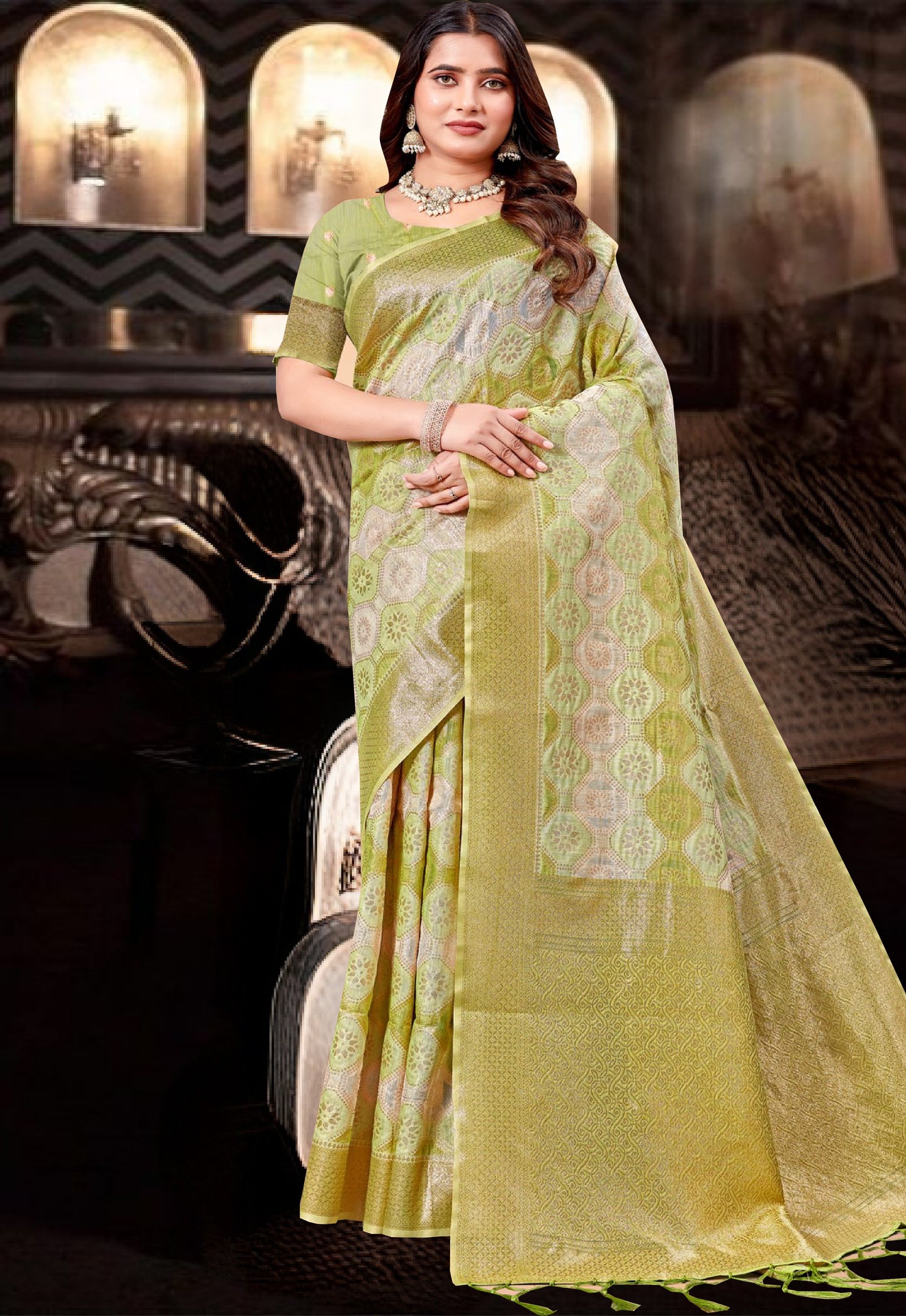 Subtle self-design weave with a metallic shimmer